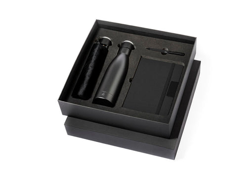 Élégant set premium comprenant : Une bouteille isotherme à double paroi en acier inoxydable recyclé, finition noire mate, d'une capacité de 500 ml, avec poignée rigide en métal couleur argent mat - Gregory Personnalise