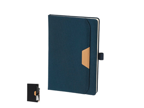 Bloc-notes en RPET, avec une poche extérieure avec un détail distinctif en PU marron - Zarek Personnalise
