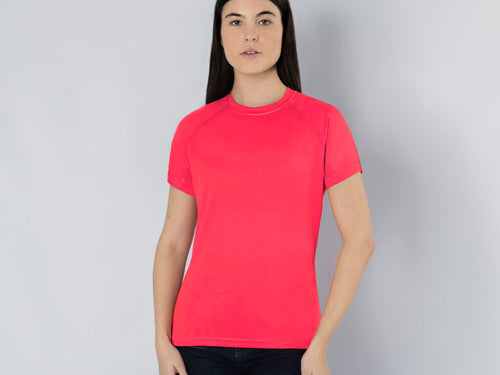 T-shirt raglan technique à manches courtes, à coupe féminine, fabriqué en tissu gaufre 100 % polyester interlock, intègre la technologie Cool Dry, qui favorise la respirabilité et le séchage rapide - Cocker Personnalise